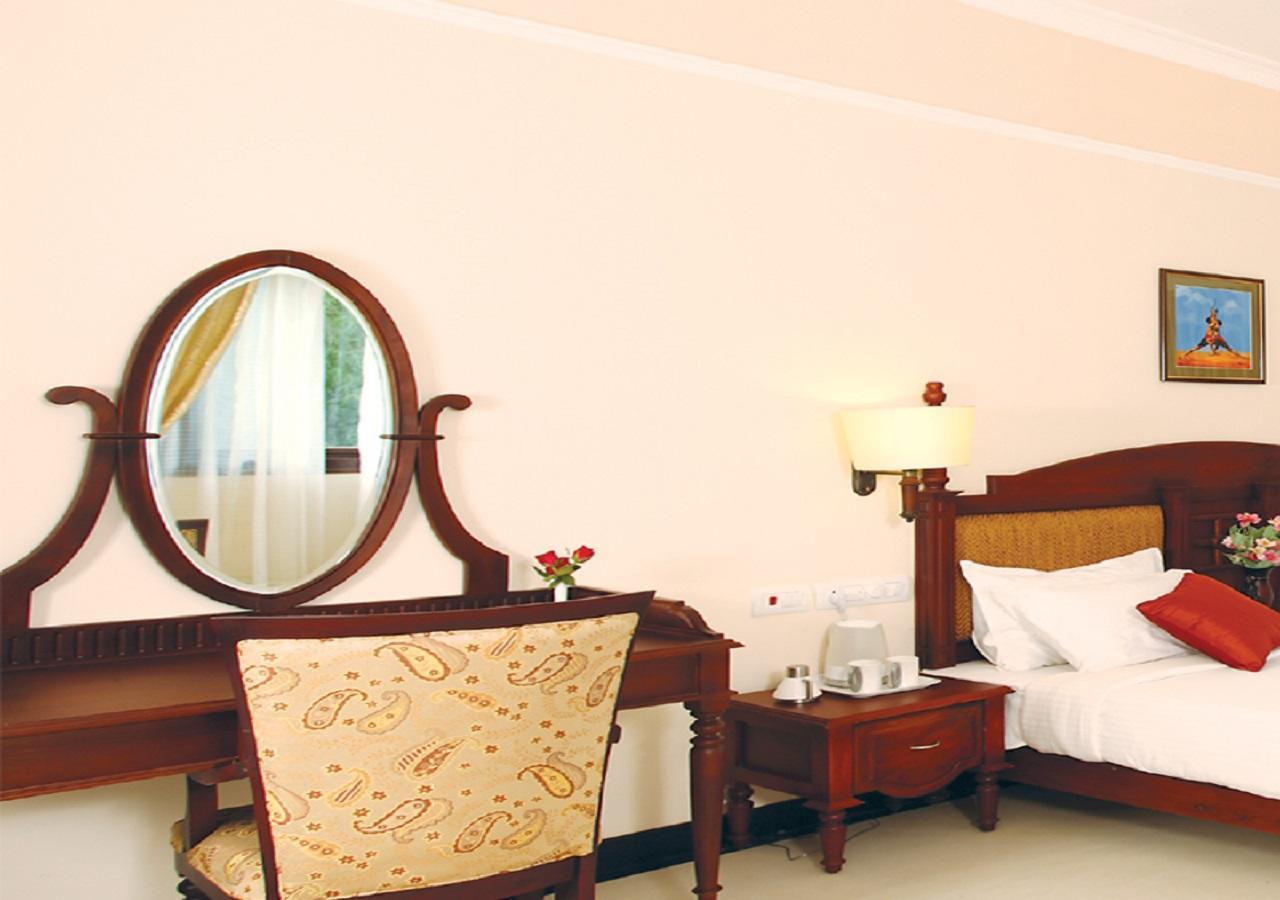 Grand Thekkady Hotel Kumily Luaran gambar