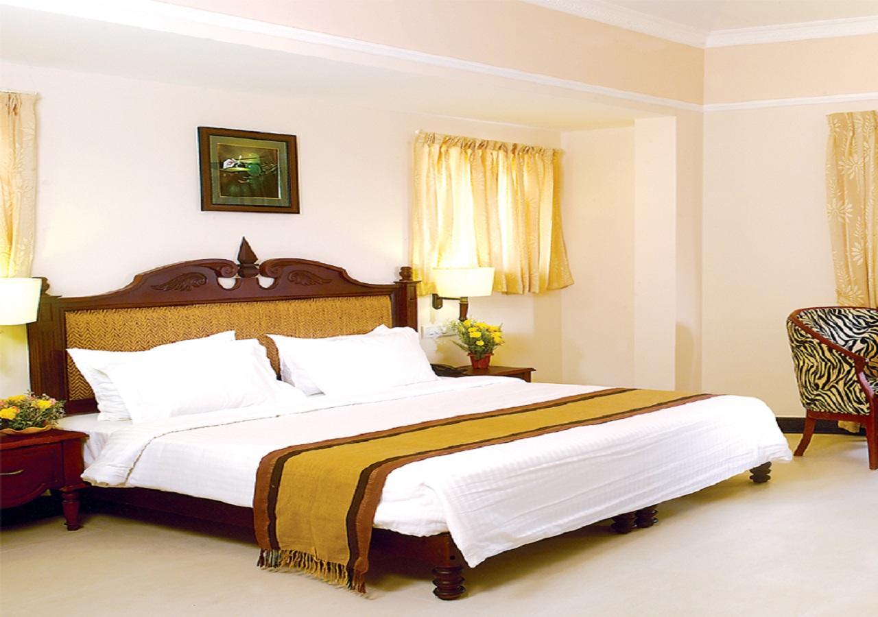 Grand Thekkady Hotel Kumily Luaran gambar