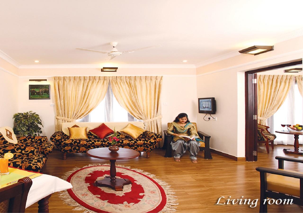 Grand Thekkady Hotel Kumily Luaran gambar